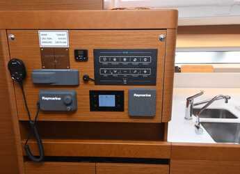 Chartern Sie segelboot in ACI Marina Dubrovnik - Sun Odyssey 490 