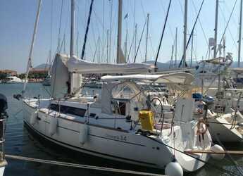 Rent a sailboat in D-Marin Lefkas Marina - Oceanis 34