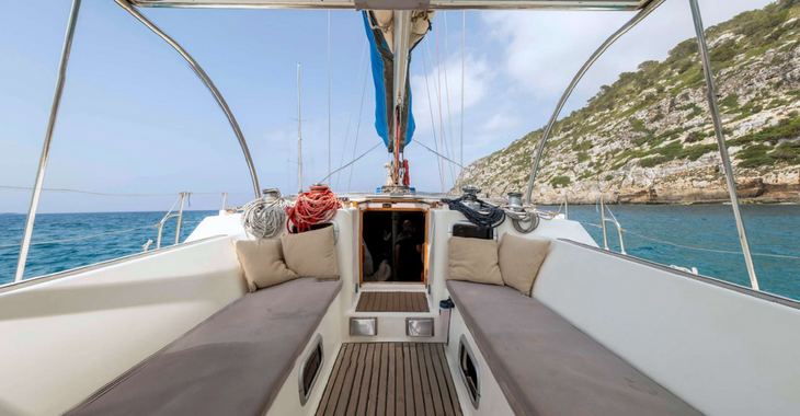 Rent a sailboat in Ibiza Magna - Atlantis 49