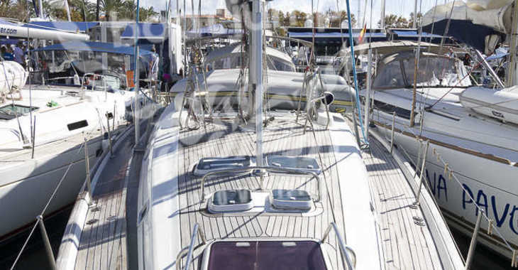 Rent a sailboat in Puerto Deportivo Radazul - Beneteau 50