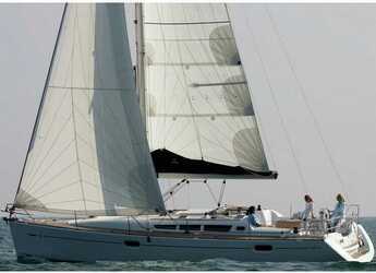 Rent a sailboat in Alimos Marina - Sun Odyssey 42i