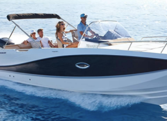 Rent a motorboat in Port Mahon - Quicksilver 755 Sundeck