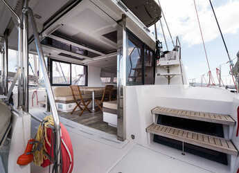 Alquilar catamarán en Nidri Marine - Bali 4.0