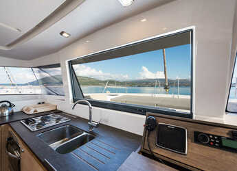 Alquilar catamarán en Nidri Marine - Bali 4.0