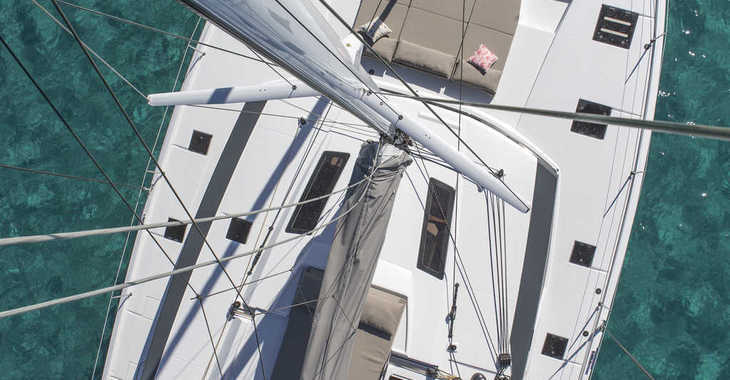 Rent a catamaran in Veruda Marina - Saona 47