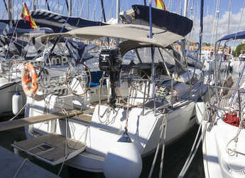 Rent a sailboat in Marina del Sur. Puerto de Las Galletas - Sun Odyssey 409