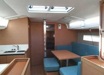 Rent a sailboat in Marina di Scarlino - Sun Odyssey 440