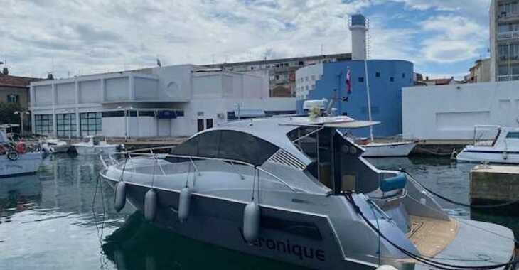 Rent a motorboat in Marina Tankerkomerc - Mirakul 40 HT