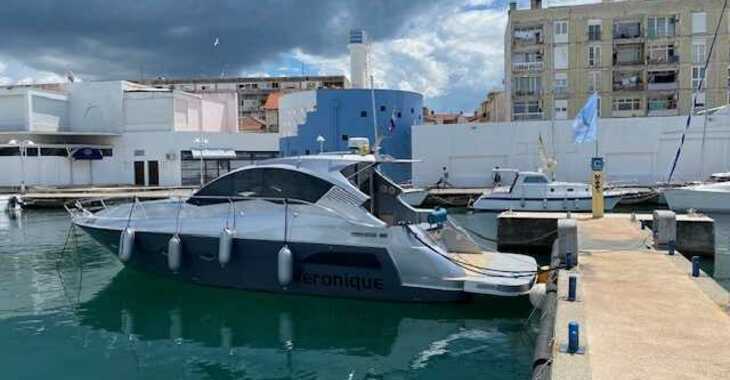 Rent a motorboat in Marina Tankerkomerc - Mirakul 40 HT