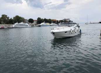 Chartern Sie motorboot in Zadar Marina - Elan Power 30