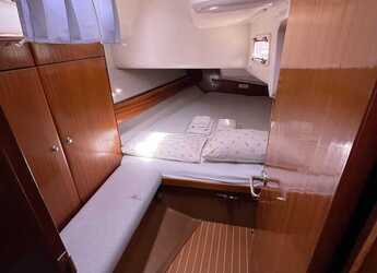 Rent a sailboat in Kavala - Marina Perigialiou - Bavaria 44