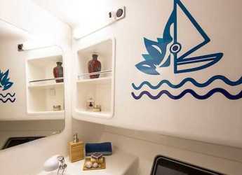 Rent a catamaran in Naviera Balear - Fountaine pajot lavezzi 40