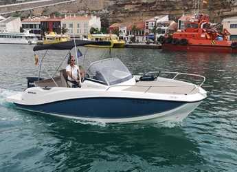 Chartern Sie motorboot in Port Mahon - Quicksilver 605 Sundeck