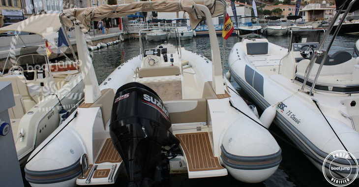 Rent a motorboat in Port Mahon - Tempest 775 