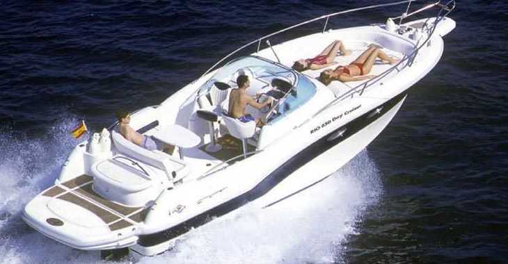 Rent a motorboat in Port Mahon - Rio 850 Day Cruiser