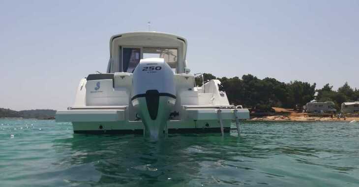 Rent a motorboat in Marina Sukosan (D-Marin Dalmacija) - Antares 8 