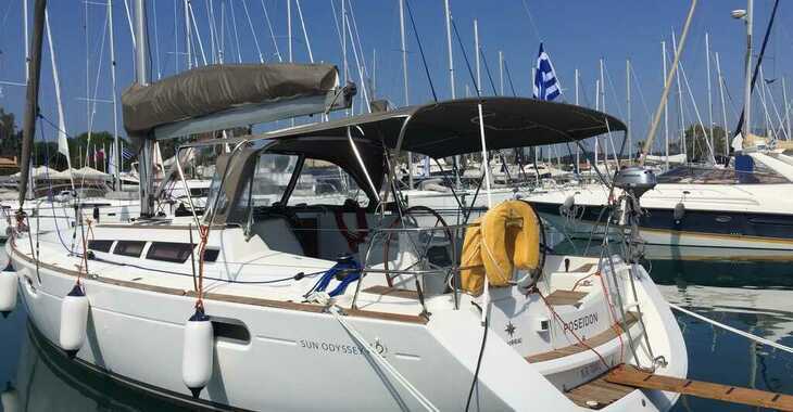 Rent a sailboat in Marina Gouvia - Sun Odyssey 42 i