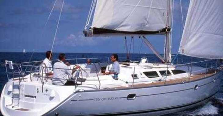 Rent a sailboat in Lavrion Marina - Sun Odyssey 40.3