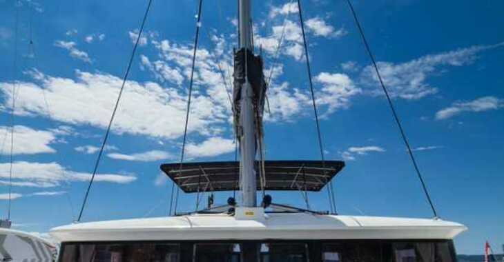 Rent a catamaran in Marina Kastela - Lagoon 450