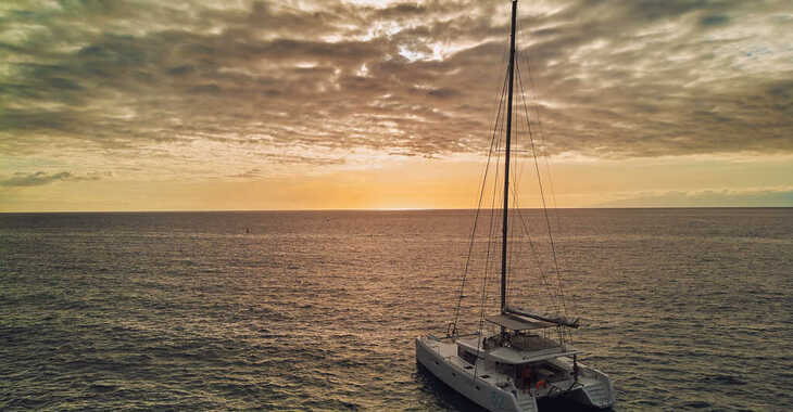 Rent a catamaran in Ibiza Magna - Lagoon 52F