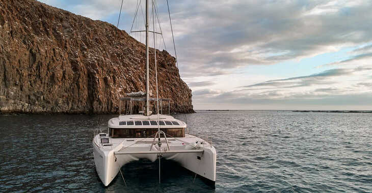 Chartern Sie katamaran in Ibiza Magna - Lagoon 52F