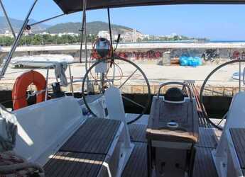 Chartern Sie segelboot in Volos - Bavaria Cruiser 41 - 3 cab.