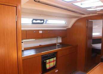 Chartern Sie segelboot in Volos - Bavaria Cruiser 41 - 3 cab.