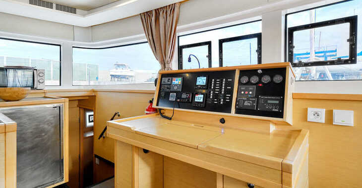 Alquilar catamarán en Marina Le Marin - Lagoon 52F