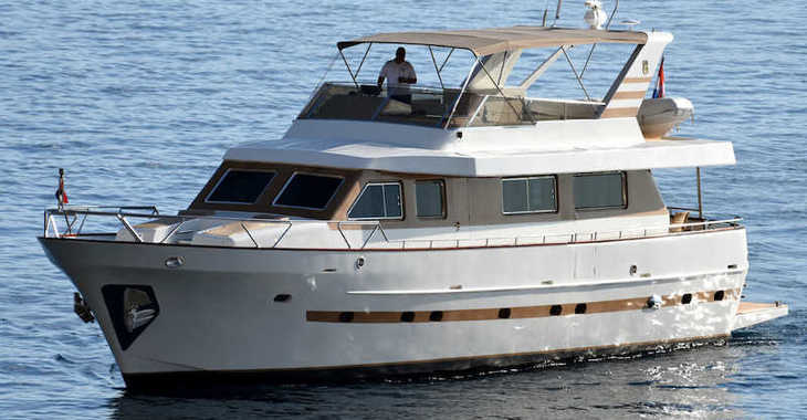 Rent a yacht in Split (ACI Marina) - M/Y Blanka