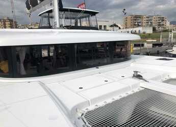 Rent a catamaran in Porto Capo d'Orlando Marina - Lagoon 42 (A/C + WaterMaker)