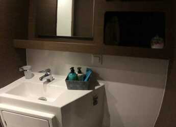 Rent a catamaran in Porto Capo d'Orlando Marina - Lagoon 42 (A/C + WaterMaker)