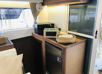 Rent a catamaran in Porto Capo d'Orlando Marina - Lagoon 40