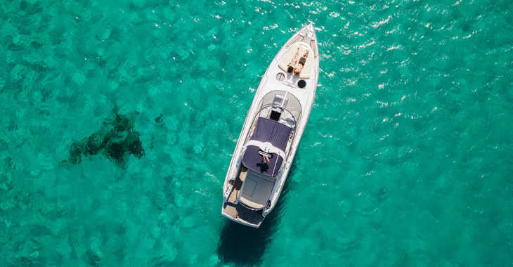 Rent a yacht in Marina Botafoch - Cranchi 41
