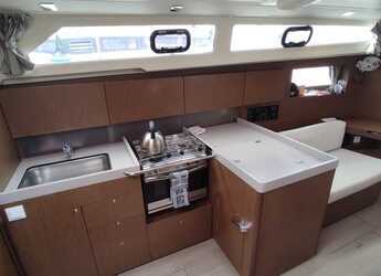 Alquilar velero en Volos - Oceanis 41.1