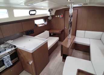 Alquilar velero en Volos - Oceanis 41.1