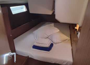 Alquilar velero en Volos - Oceanis 41.1