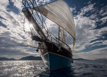 Rent a schooner in Marina Gouvia - Gulet