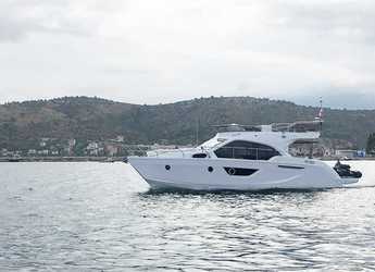 Rent a yacht in Marina Cala D' Or - Sessa Fly 42 - 2 cab.