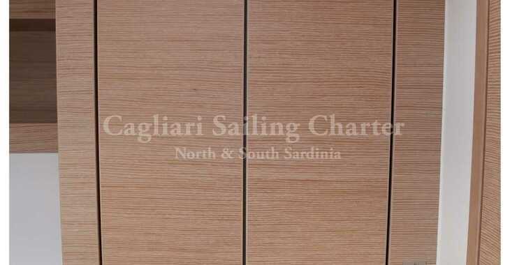 Chartern Sie katamaran in Cagliari port (Karalis) - Nautitech Open 40