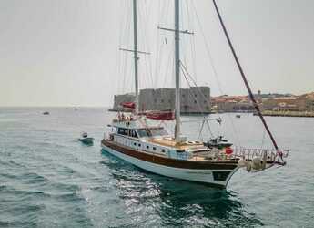 Rent a schooner in ACI Marina Dubrovnik - Luxury Gulet