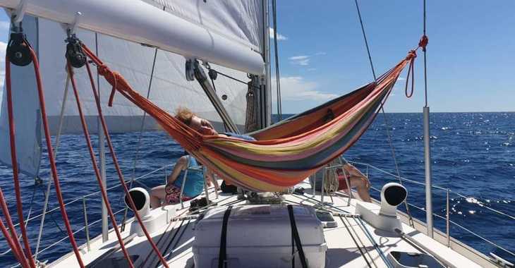 Rent a sailboat in Marina Ibiza - Beneteau 50