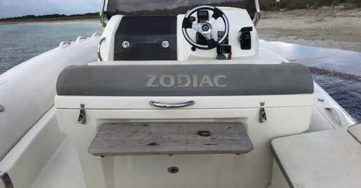 Rent a dinghy in Marina Formentera - Zodiac NZO 