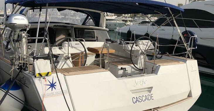 Rent a sailboat in Agios Kosmas Marina - Bénéteau Sense 51 - 3 + 1 cab.