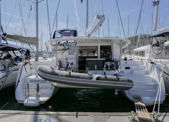 Rent a catamaran in Marina Baotić - Lagoon 400 S2 - 3 + 2 cab.