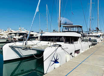 Rent a catamaran in Agios Kosmas Marina - Lagoon 42 - 4 + 2 cab.