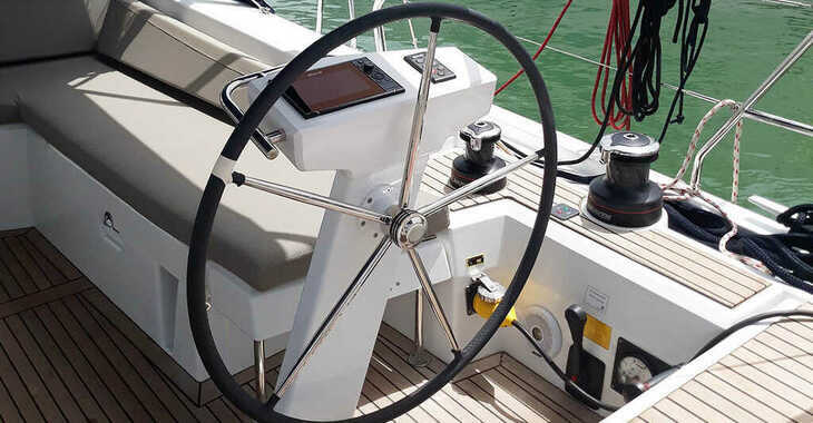 Chartern Sie segelboot in Naviera Balear - Oceanis 46.1