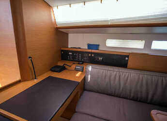 Louer voilier à Marina Baotić - Sun Odyssey 519 - 5 cab.