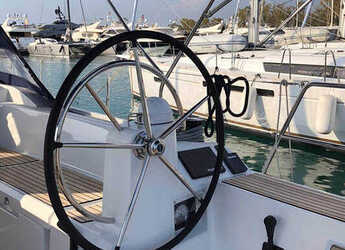 Chartern Sie segelboot in Agios Kosmas Marina - Sun Odyssey 519 - 5 cab.