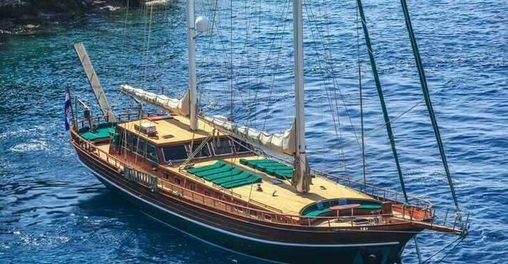 Rent a schooner in Split (ACI Marina) - Gulet Carpe Diem 7
