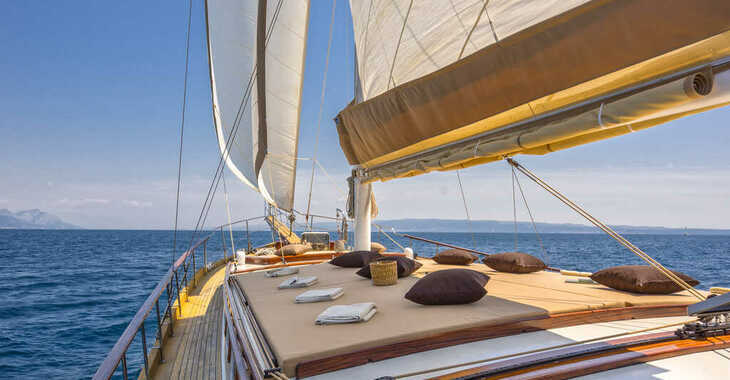 Rent a schooner in Marina Split (ACI Marina) - Gulet Angelica